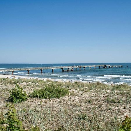Nah Am Meer, Ruhige Lage, Gratis Nutzung Vom Ahoi Erlebnisbad Und Sauna In Sellin - Haus Inselblick Fewo 02 Goehren  Eksteriør billede
