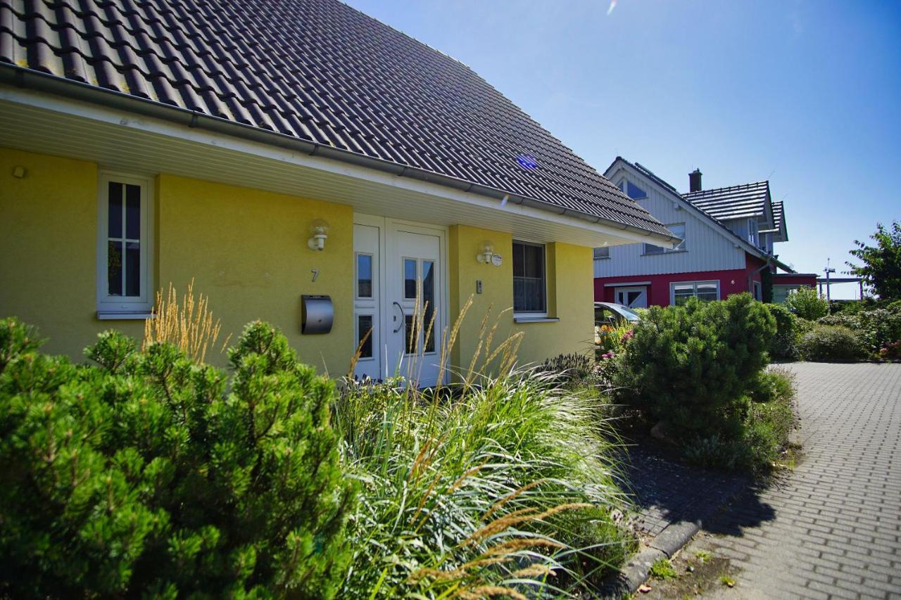 Nah Am Meer, Ruhige Lage, Gratis Nutzung Vom Ahoi Erlebnisbad Und Sauna In Sellin - Haus Inselblick Fewo 02 Goehren  Eksteriør billede